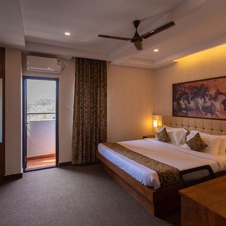 Vera By Bisque Brookefield Bangalore Luaran gambar
